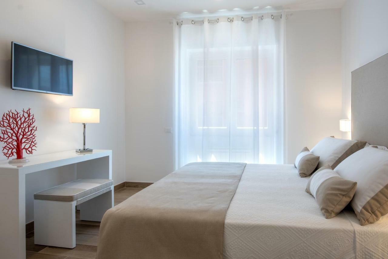 Solymar Apartments Sorrento Exterior foto